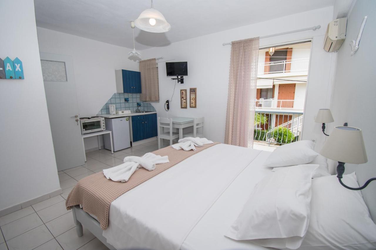 Alexandros Aparthotel Poros Town Ngoại thất bức ảnh