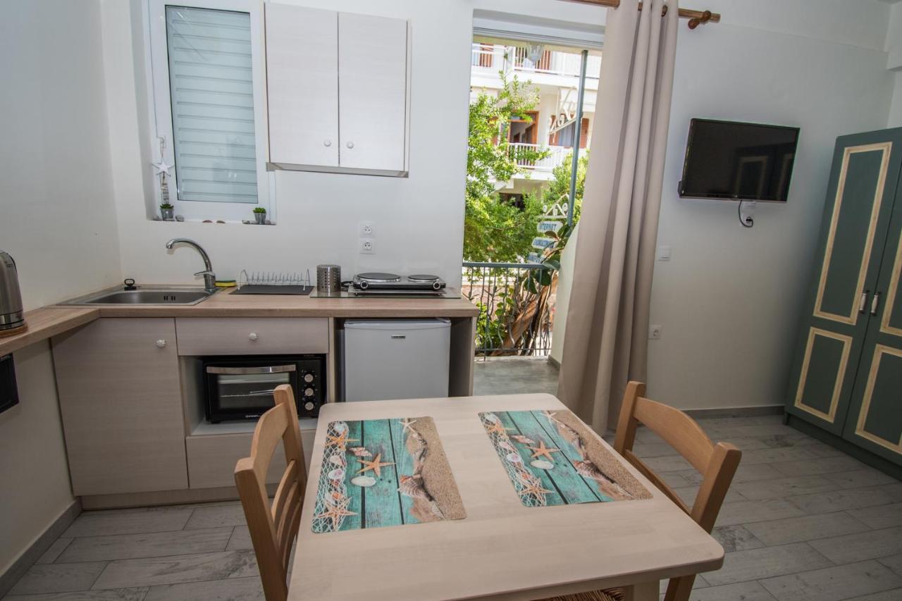 Alexandros Aparthotel Poros Town Ngoại thất bức ảnh